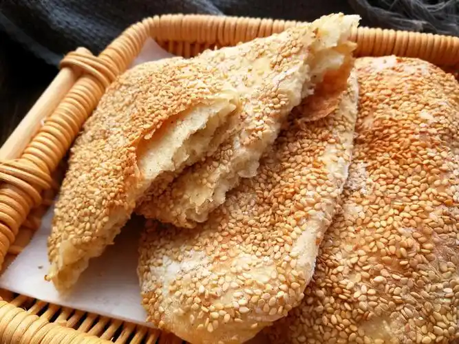 爱吃面食的不要错过这道美食,详细步骤和配方告诉你,烤烙都可以|烧饼