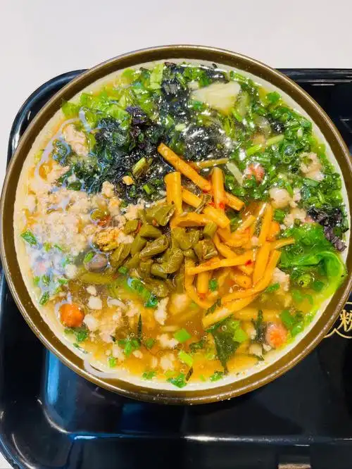 南宁特色必吃生榨粉