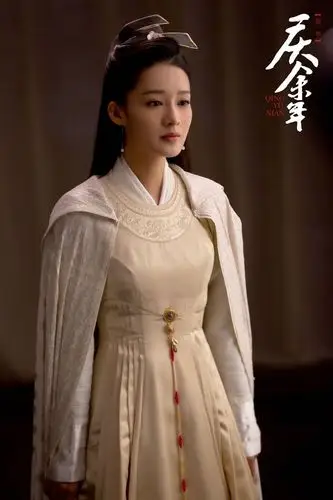 古装美女如云,在女角色方面,则有被香港网民封为大陆李佳芯的李沁