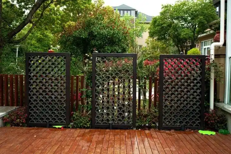 当古老的瓦片出现在庭院里,给你带来一场新奇的体验_地面_效果_装饰