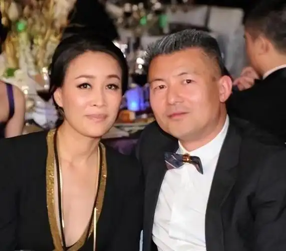 回顾那英:与高峰分手后,带着儿子嫁给孟桐,如今婚姻状况如何?