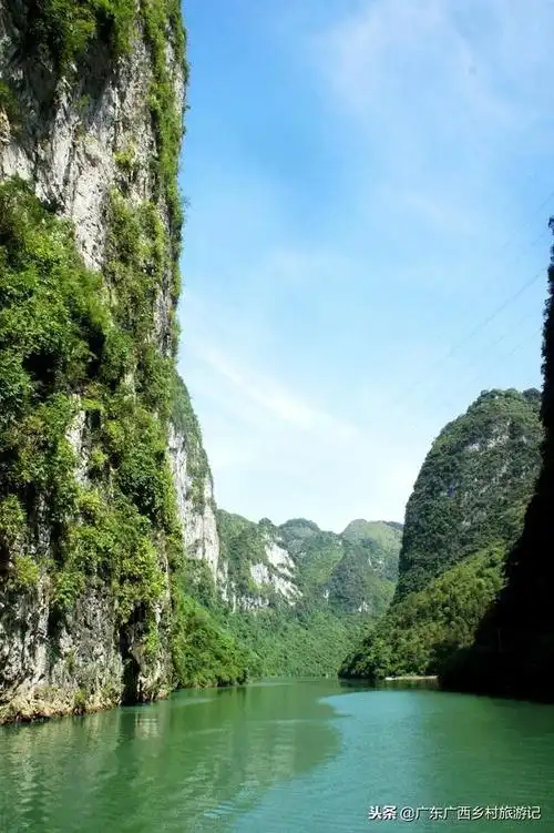 广西旅游发展最靓丽的名片是什么(最美青山绿水广西河池小三峡)(39)
