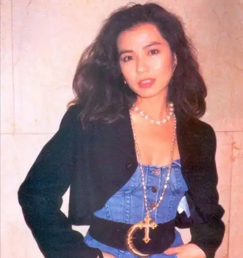 口红 卷发(超美港风)