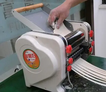 正品俊媳妇新款220型电动商用不锈钢压面机面皮机