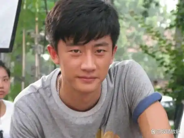 事实证明逐渐消失的黄轩已经走上了男演员的另一条道路