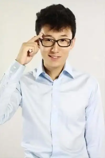 《青春期》里的王一像文章吗?