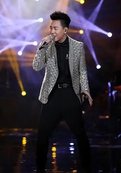 除了颜值,什么都比较优秀的胡彦斌,撕下了很多人的"遮羞布"!