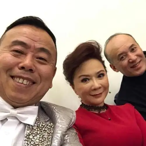 62岁蔡明近照曝出再次惹争议宋丹丹当年的话真的验证了