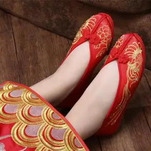 中式老北京新娘绣花婚鞋秀禾鞋复古龙凤平底单鞋千层平底跟女鞋