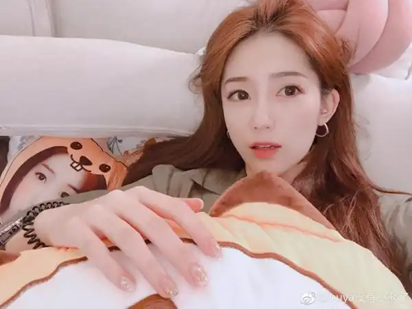 绝地求生解说虎牙主播小熊直播地址介绍