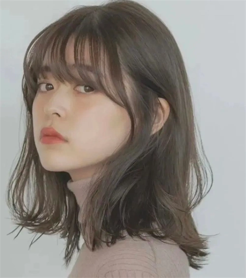 最新日系锁骨发 温婉知性巨减龄_最新发型 - 美发站