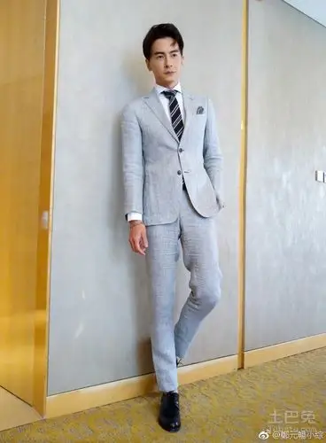 郑元畅豪宅曝光 性冷淡风厨房酷到爆