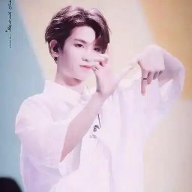 黄明昊头像图片大全高清帅气的黄明昊头像高清