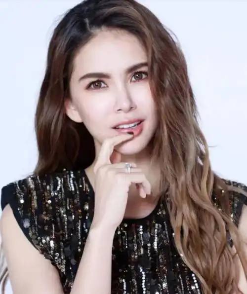 周杰伦妻子昆凌患有严重焦虑外界压力太大担心配不上对方