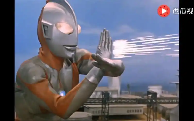 昭和奥特曼光线技能合集初代爱迪