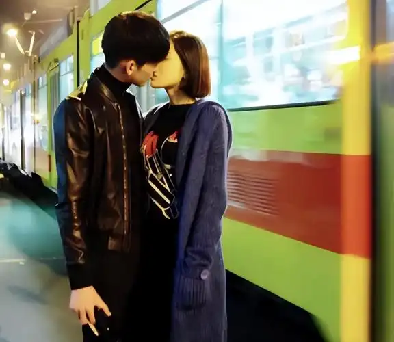 张翰个人资料简介及家世(从顶流到油腻,他是怎么走到这一步的?