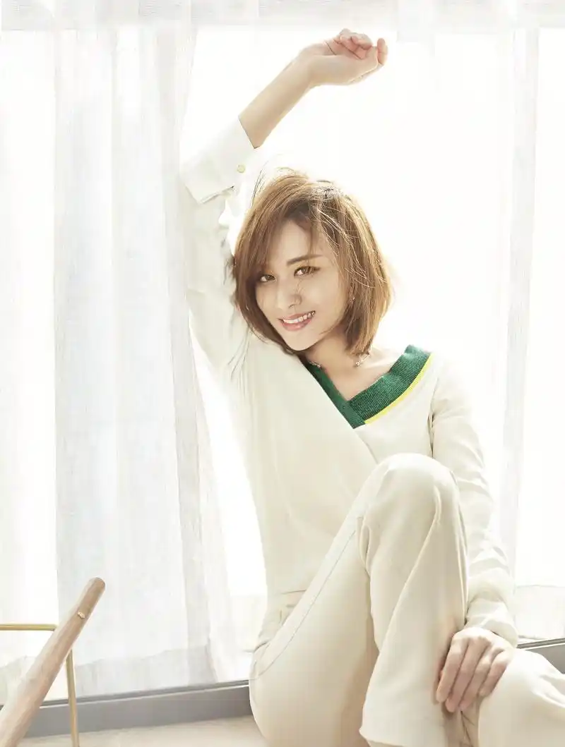 叶一茜初春时尚大片曝光