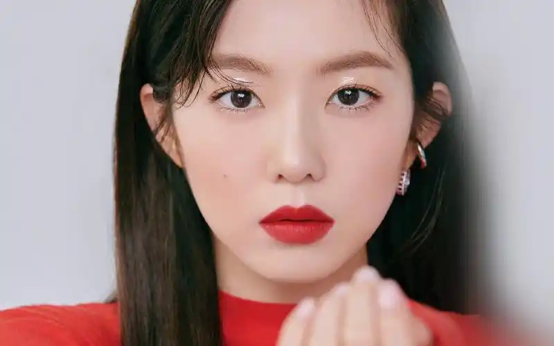 高颜值韩国美女近照人像摄影桌面壁纸