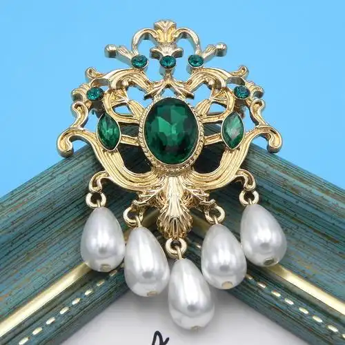 青岛新款民族风复古宫廷胸针胸章走光珍珠胸花胸针