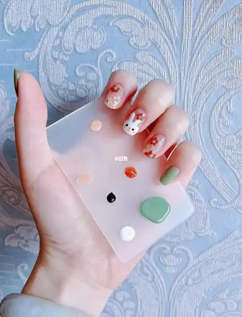 分享一组调色美甲