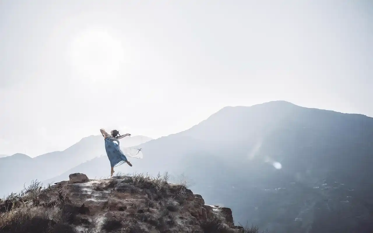 山峦之舞绝美古风美女高清电脑桌面壁纸(二)