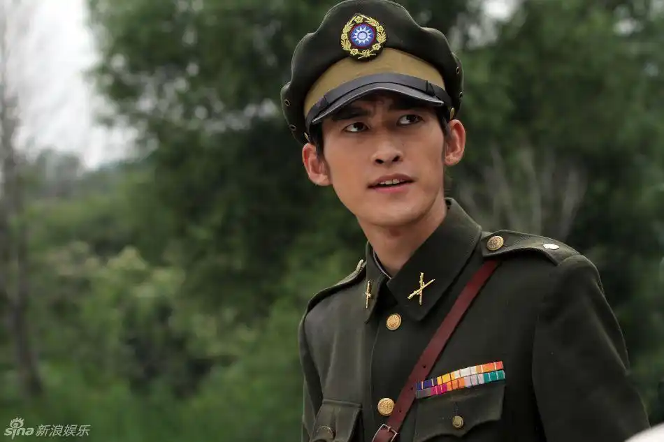 组图:《等待绽放》剧照曝光 张翰演戏中戏成表情帝_高清图集_新浪网