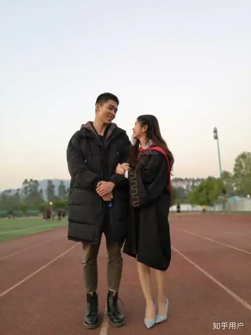 男生190cm 在女生眼里是个怎样的水平?