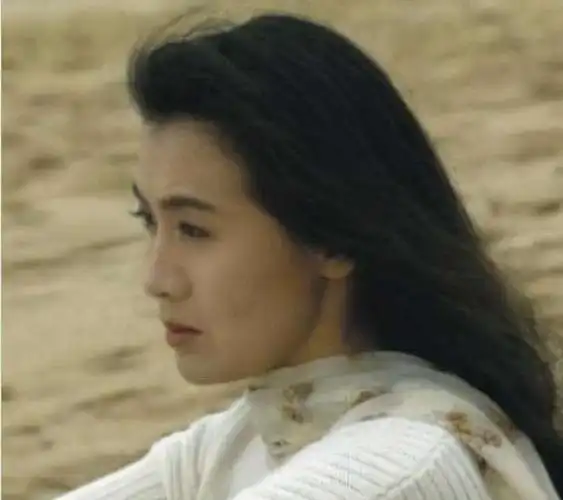 杨诚为人坦荡从不藏着掖着,他直白却又不失礼貌地向李媛媛表达了爱意