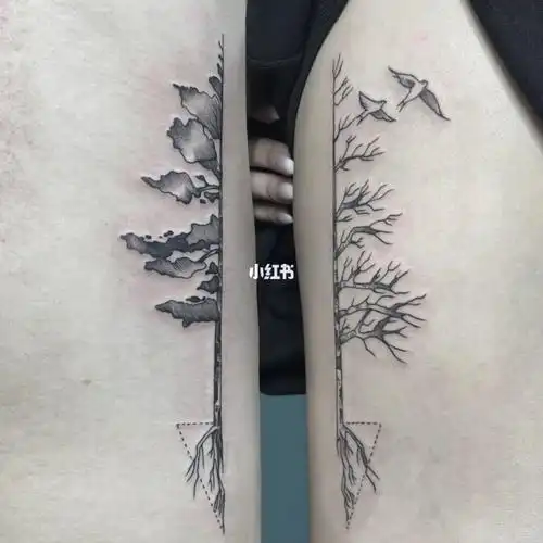 今日丨腰部情侣纹身