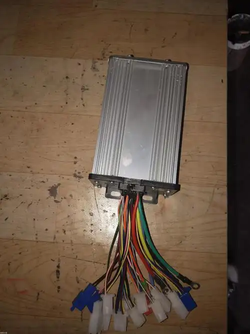 御捷电动车控制器在什么位置「专家回答」