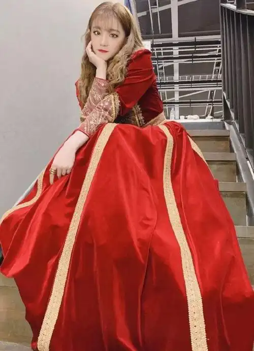 宋雨绮穿上礼服这腰围女人都羡慕不已