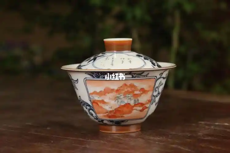 等于堂青花矾红盖碗