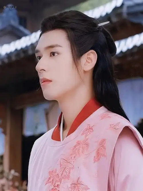 加入 山河令 小组即可投票 温客行哪套衣服最好看(最多选2项) 2932人