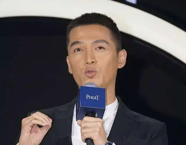 老干部霍建华,颜值也很不错