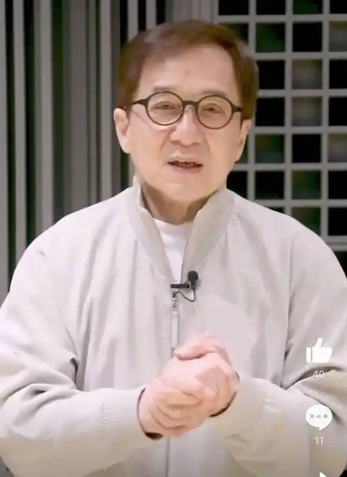 原创成龙迎来68岁生日近照里精神状态不错还与荷兰弟梦幻联动了