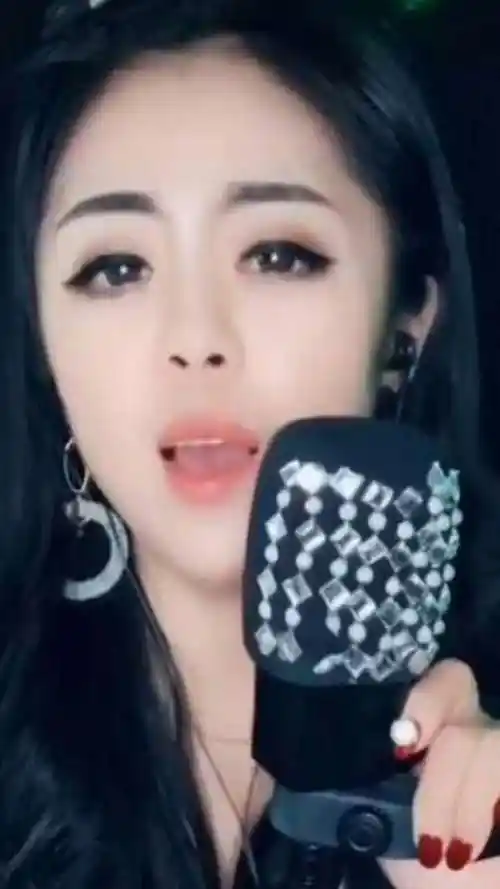 一代芳华龙江歌者乔丽娜所有对美好的追求尽在歌声中