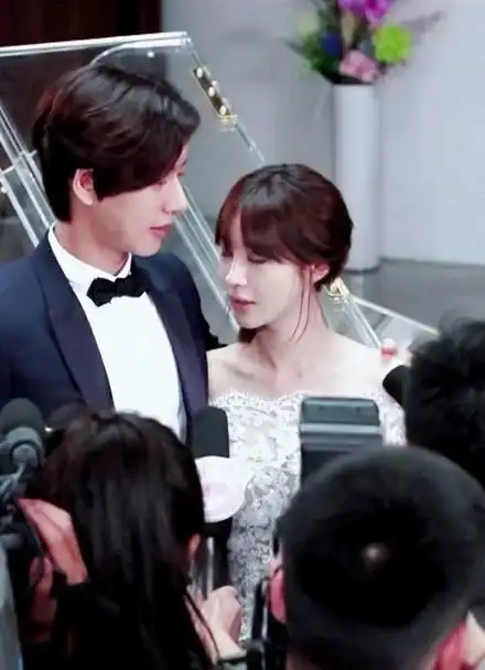 【远得要命的爱情】朴海镇x李菲儿每一个画面都让你处于甜蜜 #沈岸