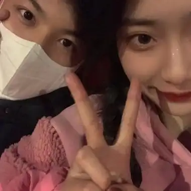 高清情侣头像2021的新款真人图片