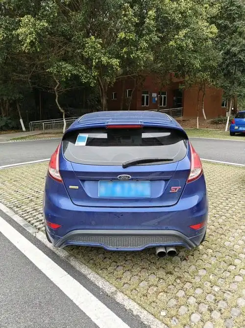 福特轿车怎么样 有乐趣也不原始的手动玩具———嘉年华st_什么值得买