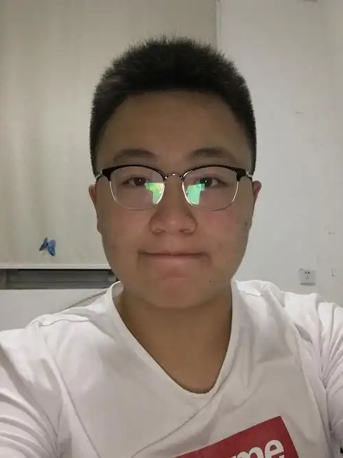 我是一个胖子,我留了十几年的寸头,我想换个发型,有哪种发型适合我?