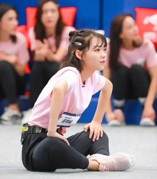 熟悉段奥娟的都知道,她在参加《创造101》后吸引了无数粉丝.