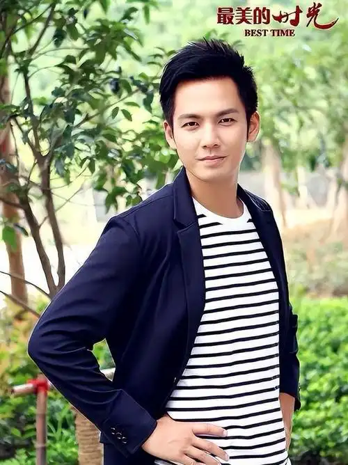 躲过了肖战,却被49岁的钟汉良惊艳到了,这牺牲也太大了