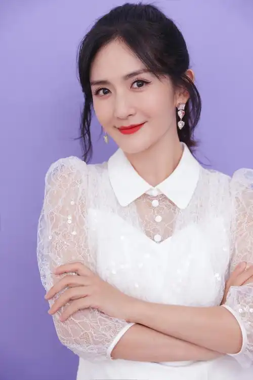 谢娜跨界全网首档竖屏直播综艺 破亿点赞签收快乐