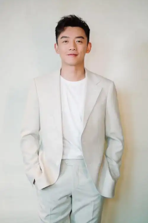 郑恺《749局》发布会写真图片