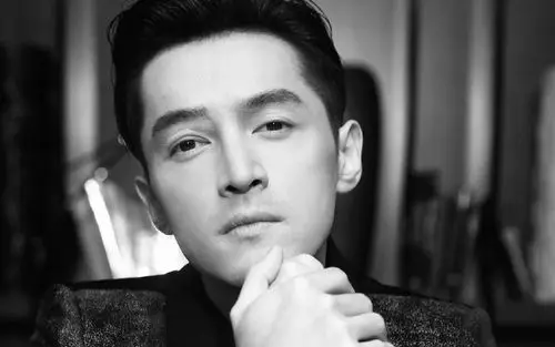 胡歌儒雅魅力写真图片桌面壁纸