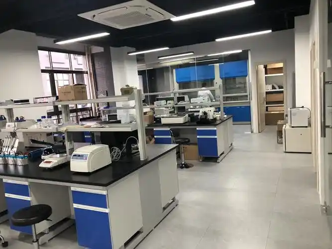 实验室2.jpg