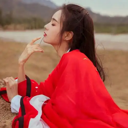 古风女真人头像花心定有何人捻晕晕如娇靥