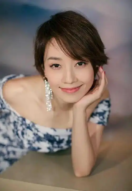 方脸也可以很美:10位娱乐圈方脸美女_网易订阅