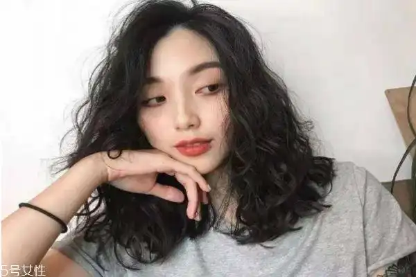 羊毛卷怎么卷羊毛卷短发发型图片