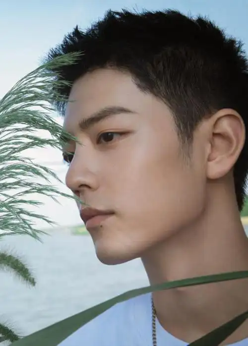 肖战写真照肖战生日工作室晒大量写真暴击粉丝